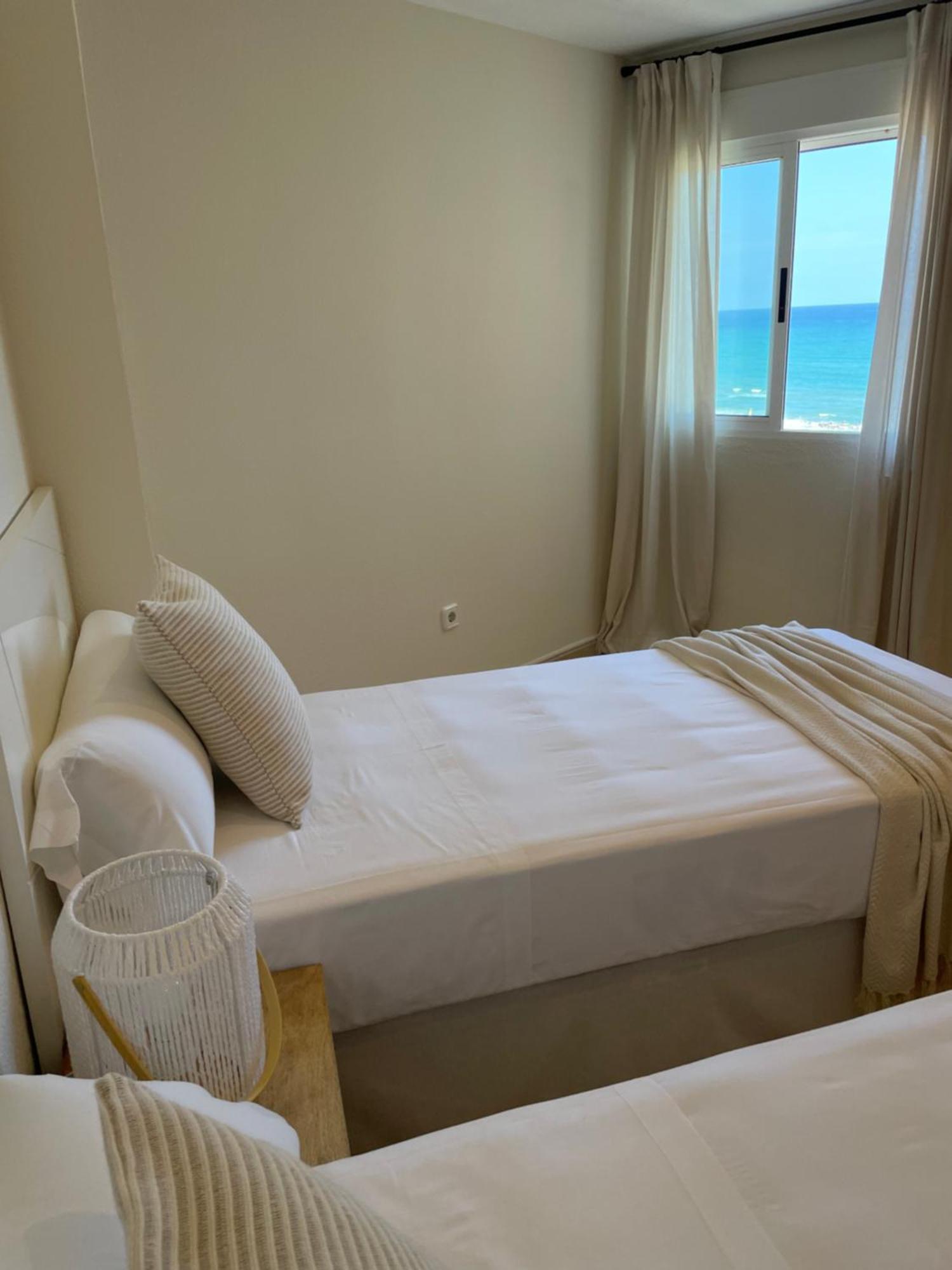 Gandia Boutique Stays - Presidente - Apartamento Premium En Primera Linea De Playa Buitenkant foto