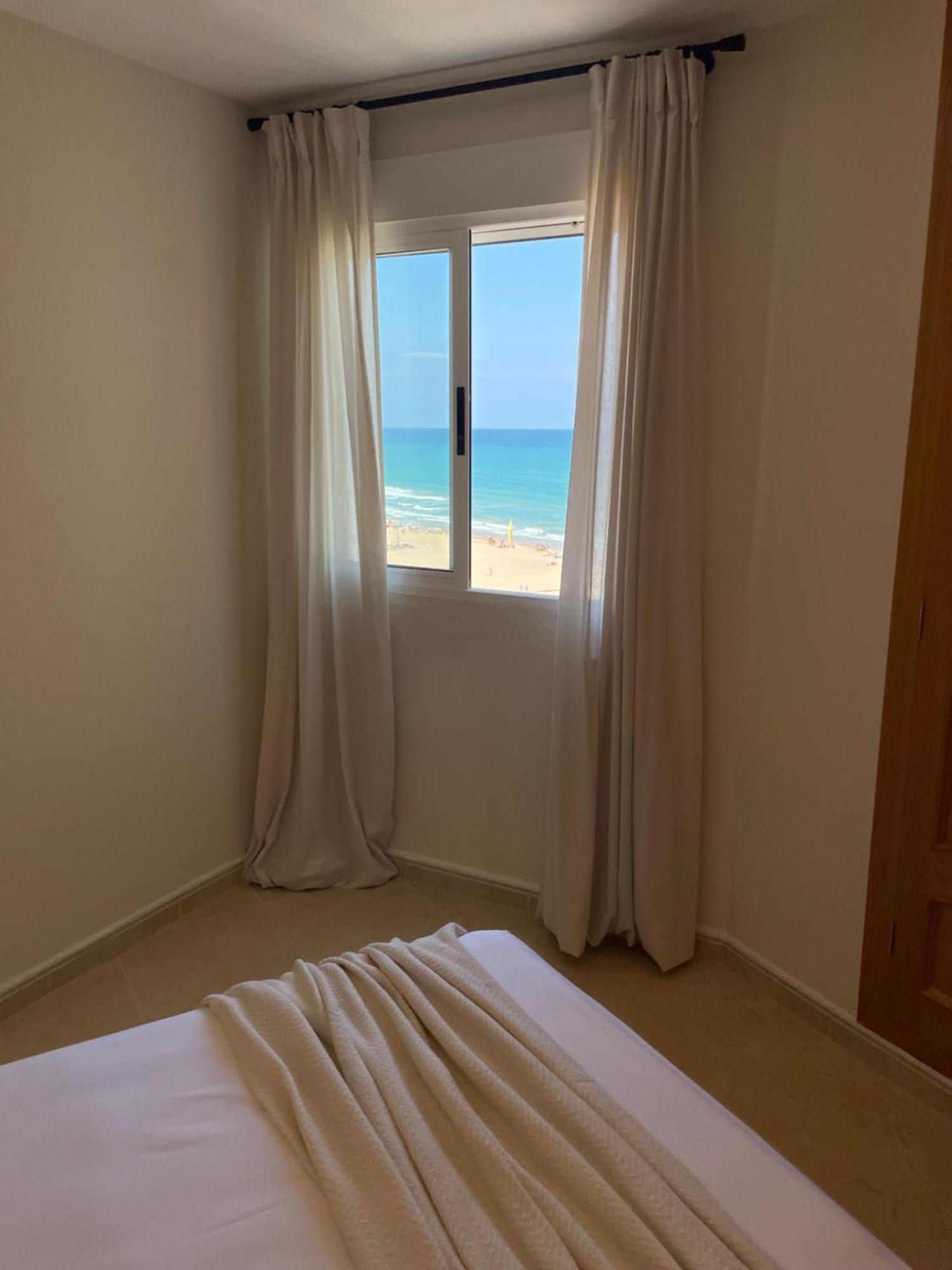Gandia Boutique Stays - Presidente - Apartamento Premium En Primera Linea De Playa Buitenkant foto