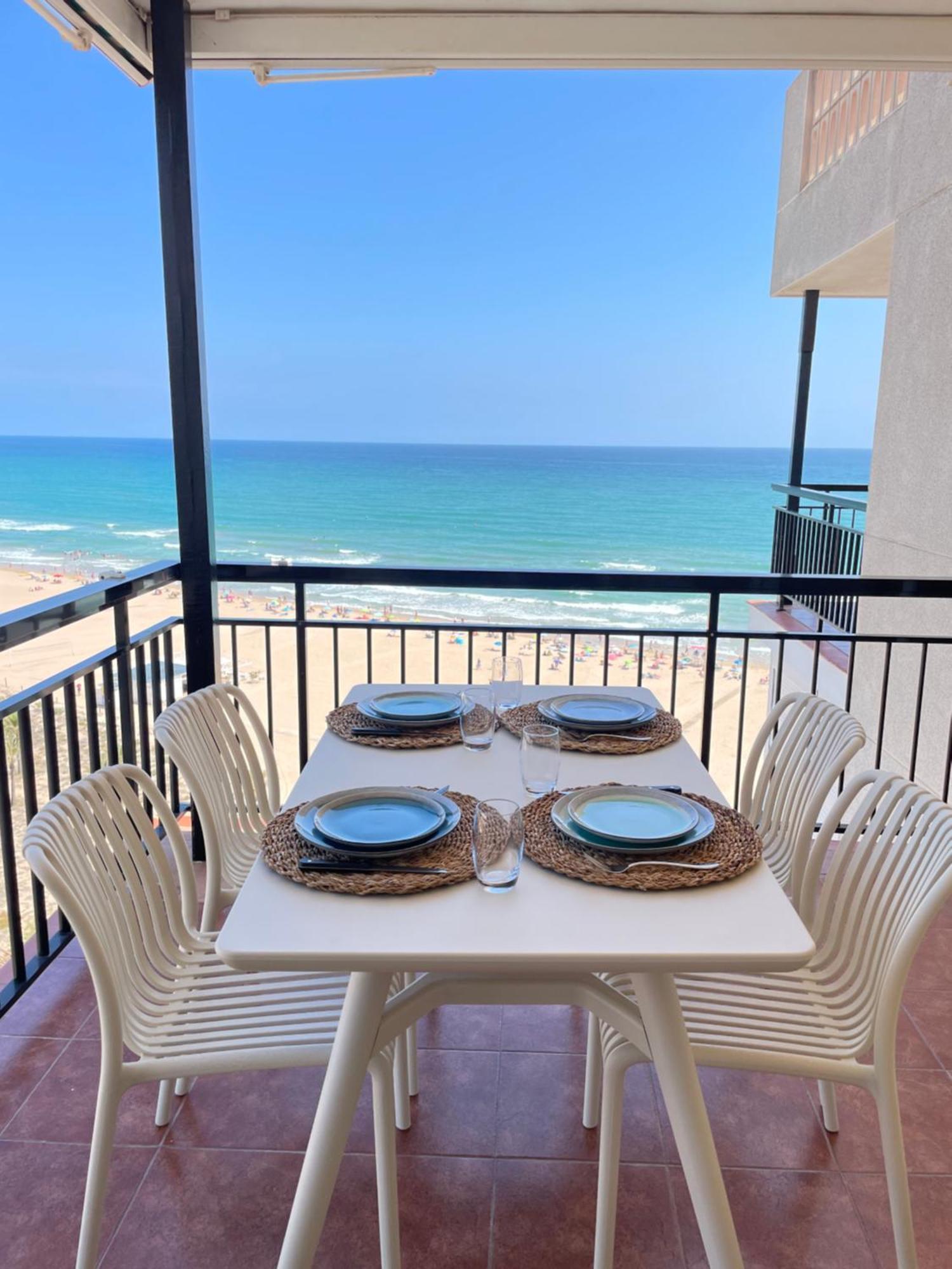 Gandia Boutique Stays - Presidente - Apartamento Premium En Primera Linea De Playa Buitenkant foto